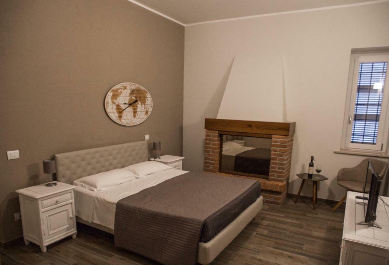 L'Infinito Residence Castelvetro Piacentino エクステリア 写真