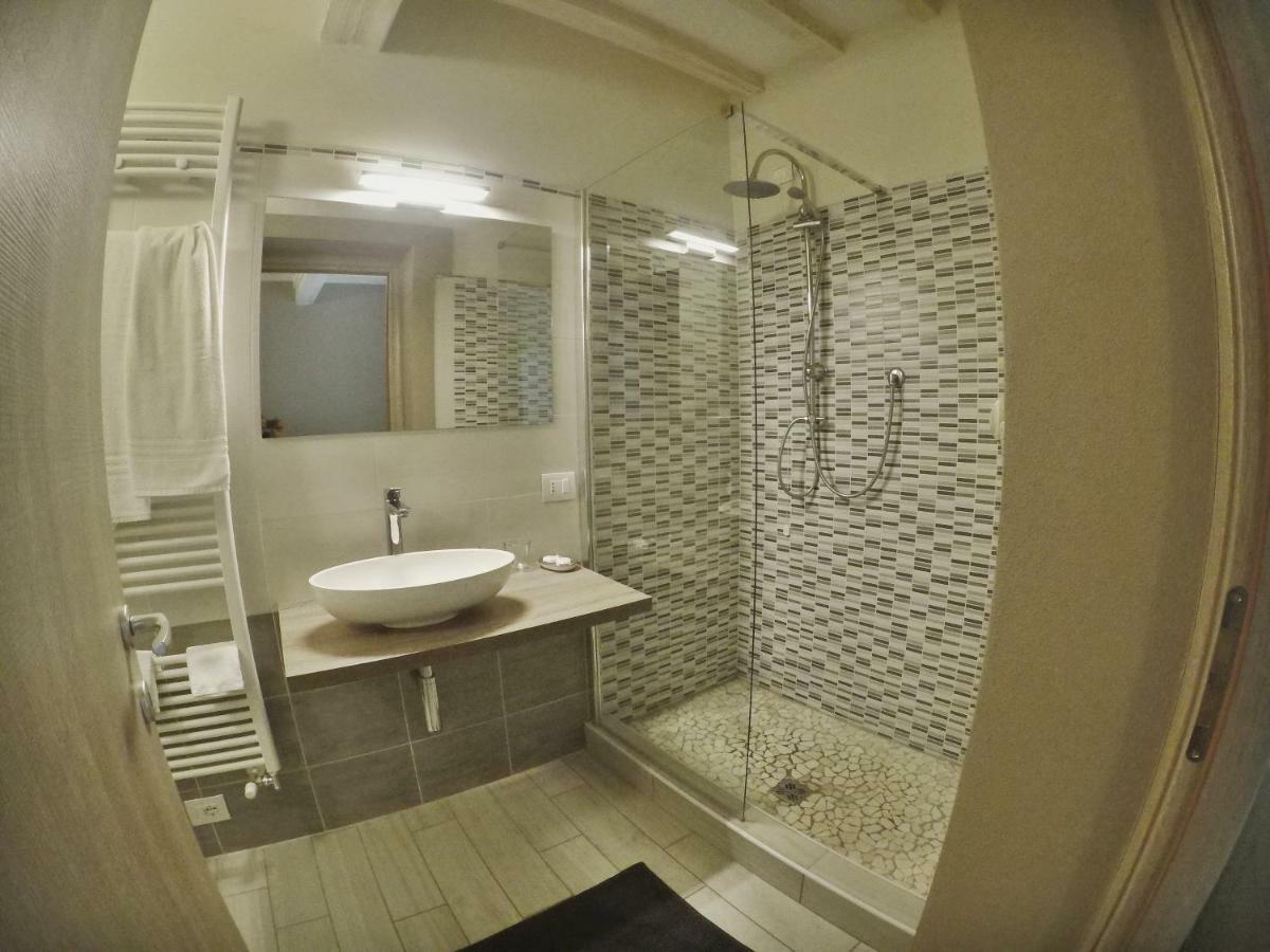 L'Infinito Residence Castelvetro Piacentino エクステリア 写真